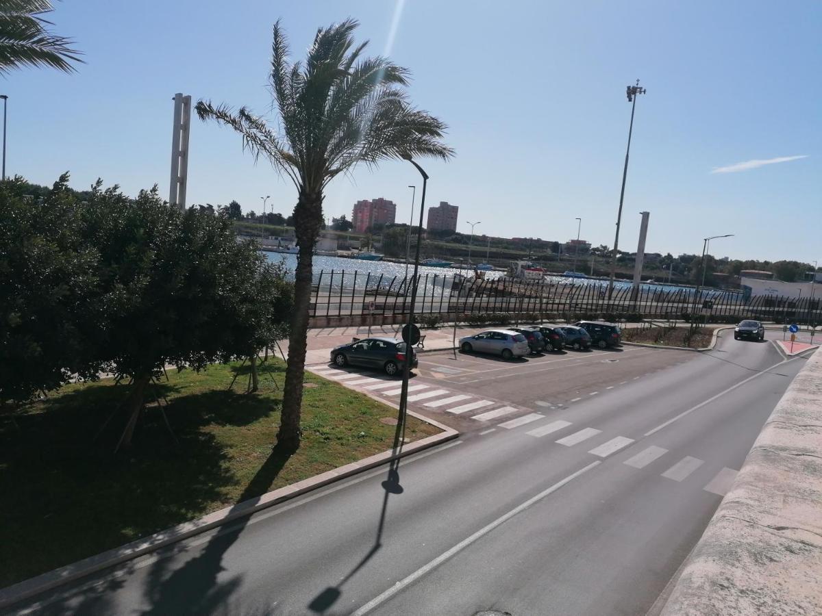 Centro Storico Mare Fuori Villa Brindisi Exteriör bild
